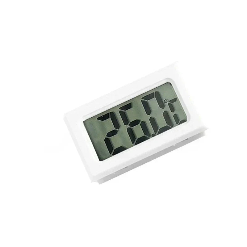 Additional view of the mini digital aquarium thermometer and probe